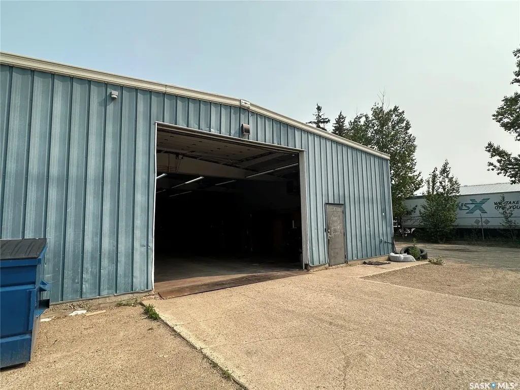 464 Broadway Street E Yorkton SK S3N 2K3