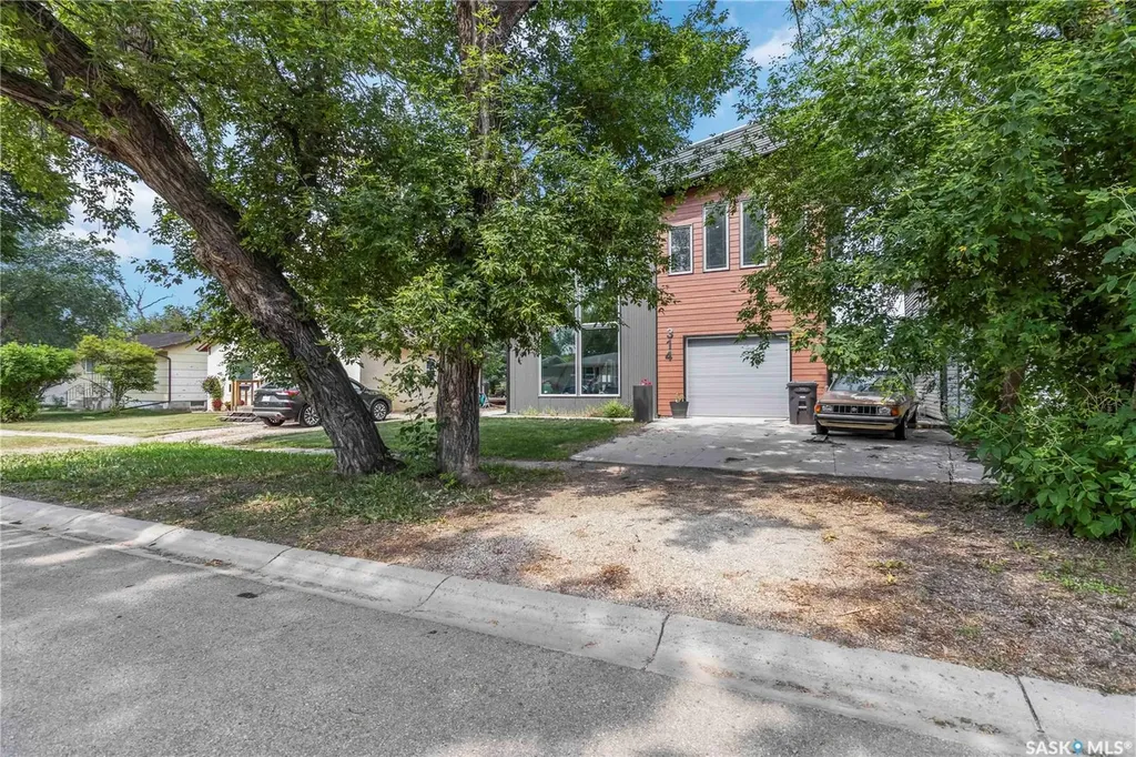 314 Fifth Avenue E Watrous SK S0K 4T0