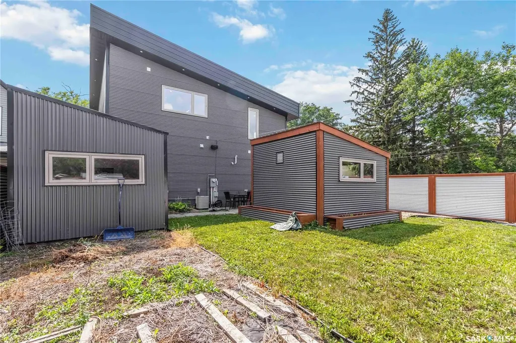 314 Fifth Avenue E Watrous SK S0K 4T0
