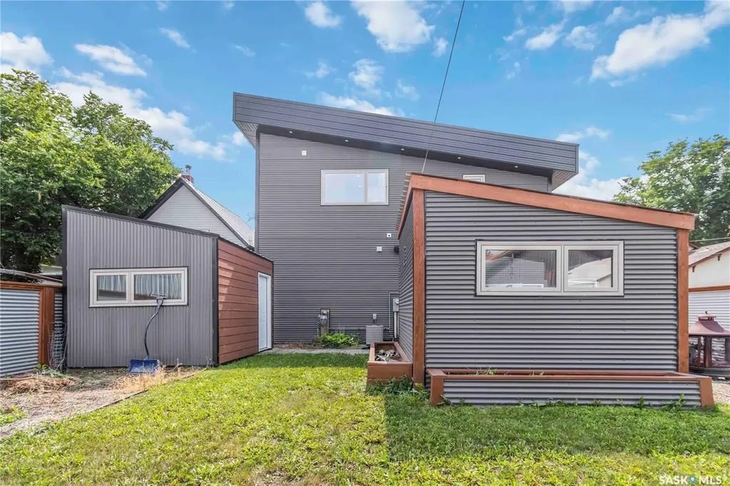 314 Fifth Avenue E Watrous SK S0K 4T0