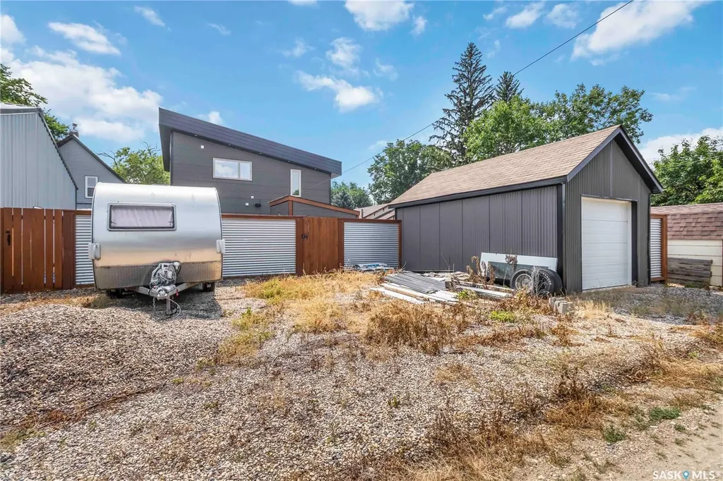 314 Fifth Avenue E Watrous SK S0K 4T0