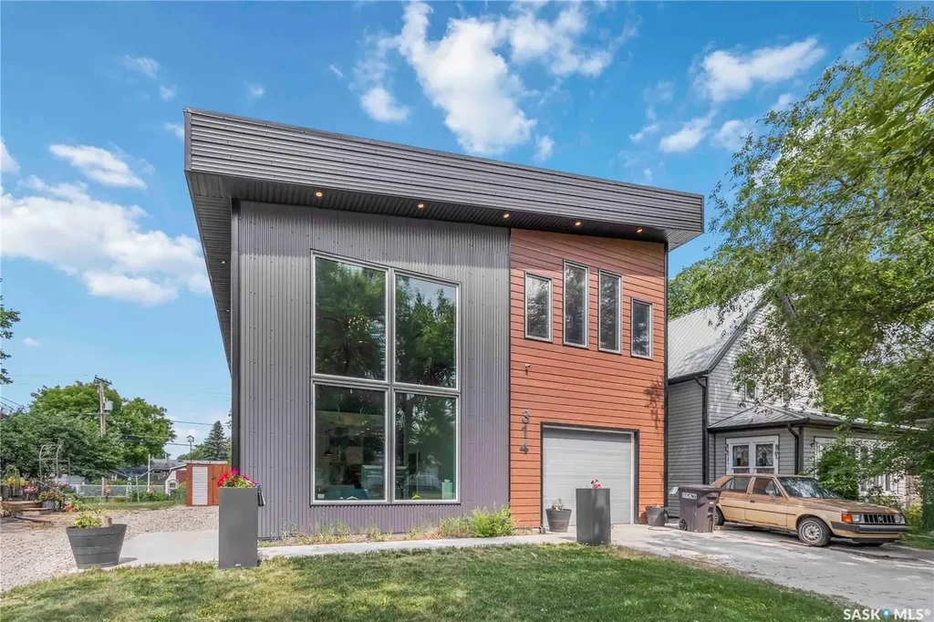 314 Fifth Avenue E Watrous SK S0K 4T0