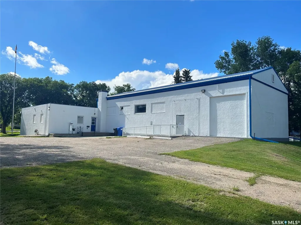 713 Stella Street Grenfell SK S0G 2B0