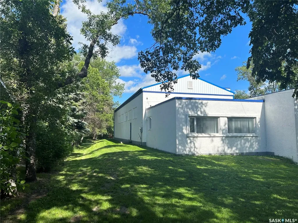 713 Stella Street Grenfell SK S0G 2B0