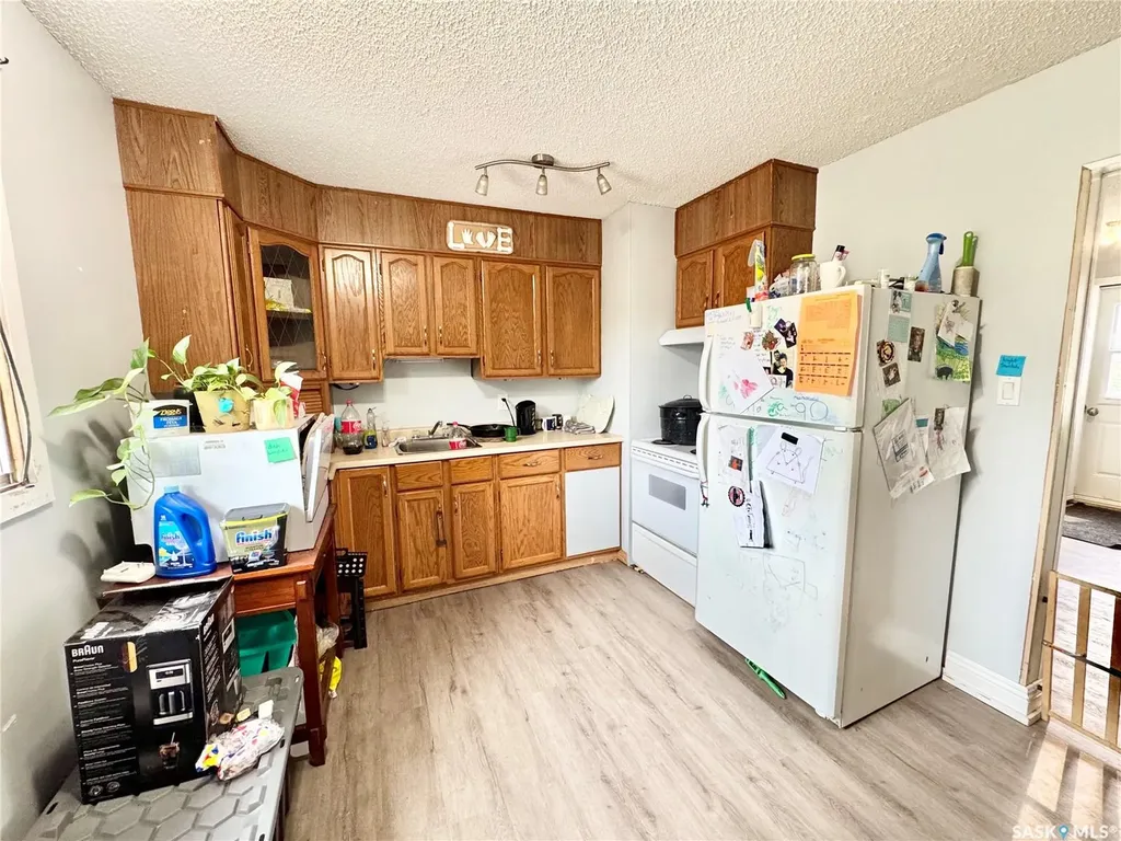 130 Donaldson Street Prince Albert SK S6V 5Y8