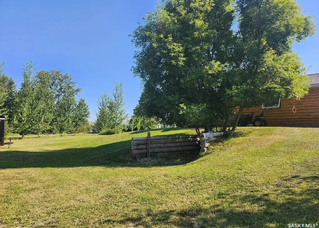 112 3rd Avenue S Big River SK S0J 0E0