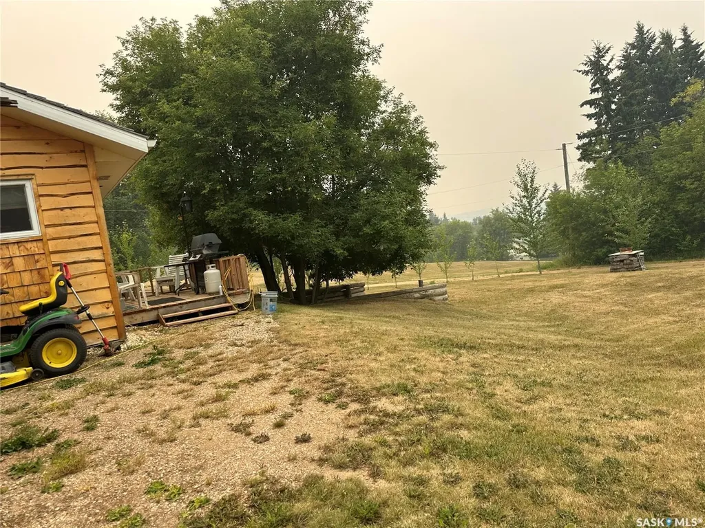 112 3rd Avenue S Big River SK S0J 0E0