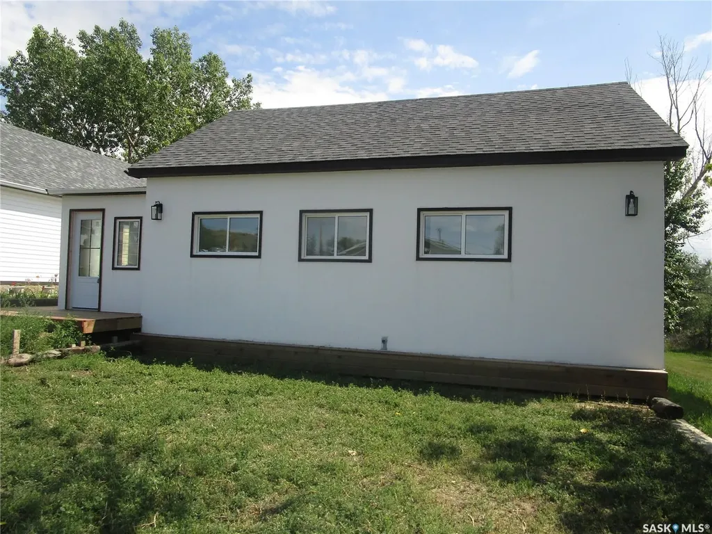 2011 1st Street S Rockglen SK S0H 3R0