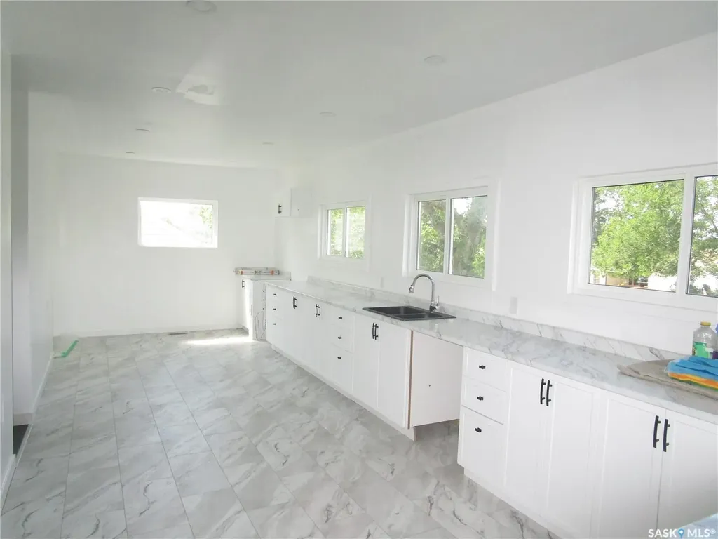 2011 1st Street S Rockglen SK S0H 3R0