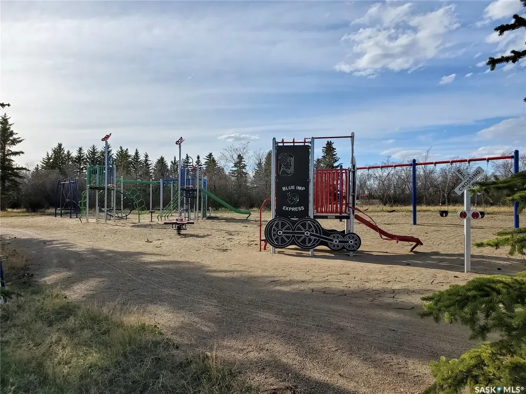 79 Dawn Way Diefenbaker Lake SK S0L 2E0