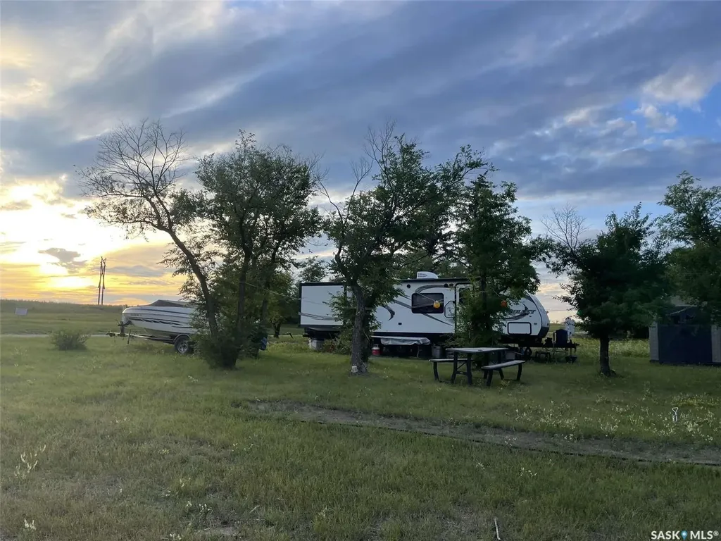 79 Dawn Way Diefenbaker Lake SK S0L 2E0