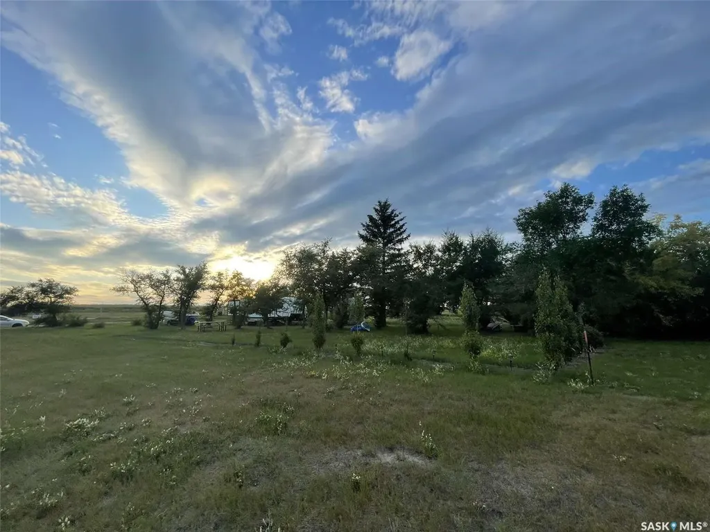 79 Dawn Way Diefenbaker Lake SK S0L 2E0