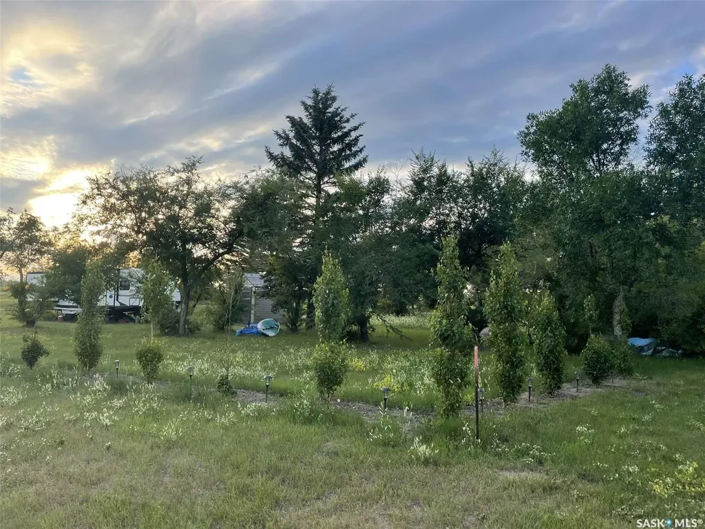 79 Dawn Way Diefenbaker Lake SK S0L 2E0