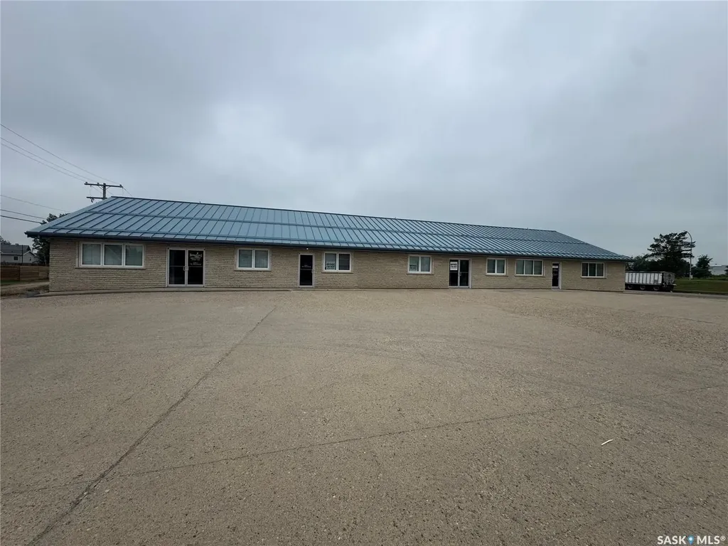 102 Sims Avenue Weyburn SK S4H 0A2