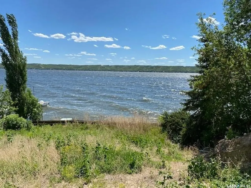 726 Lipton Road Fort San SK S0G 1S0
