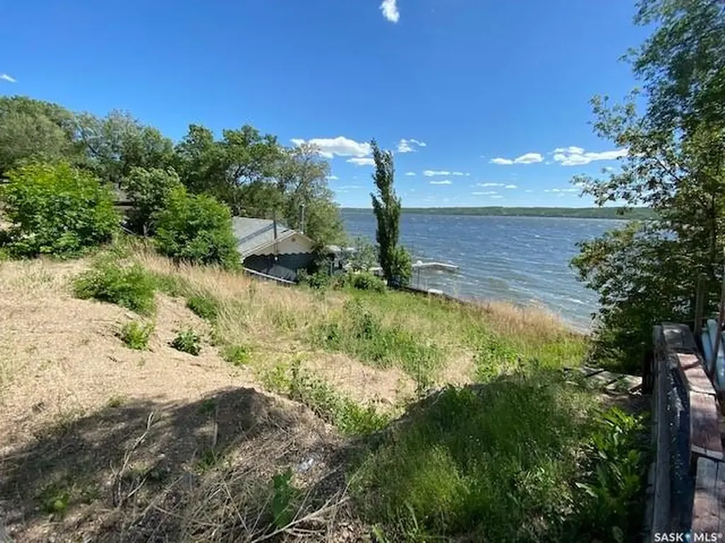 726 Lipton Road Fort San SK S0G 1S0
