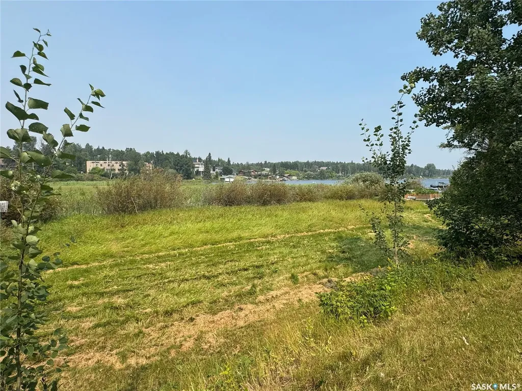 1631 Bay Avenue N La Ronge SK S0J 1L0