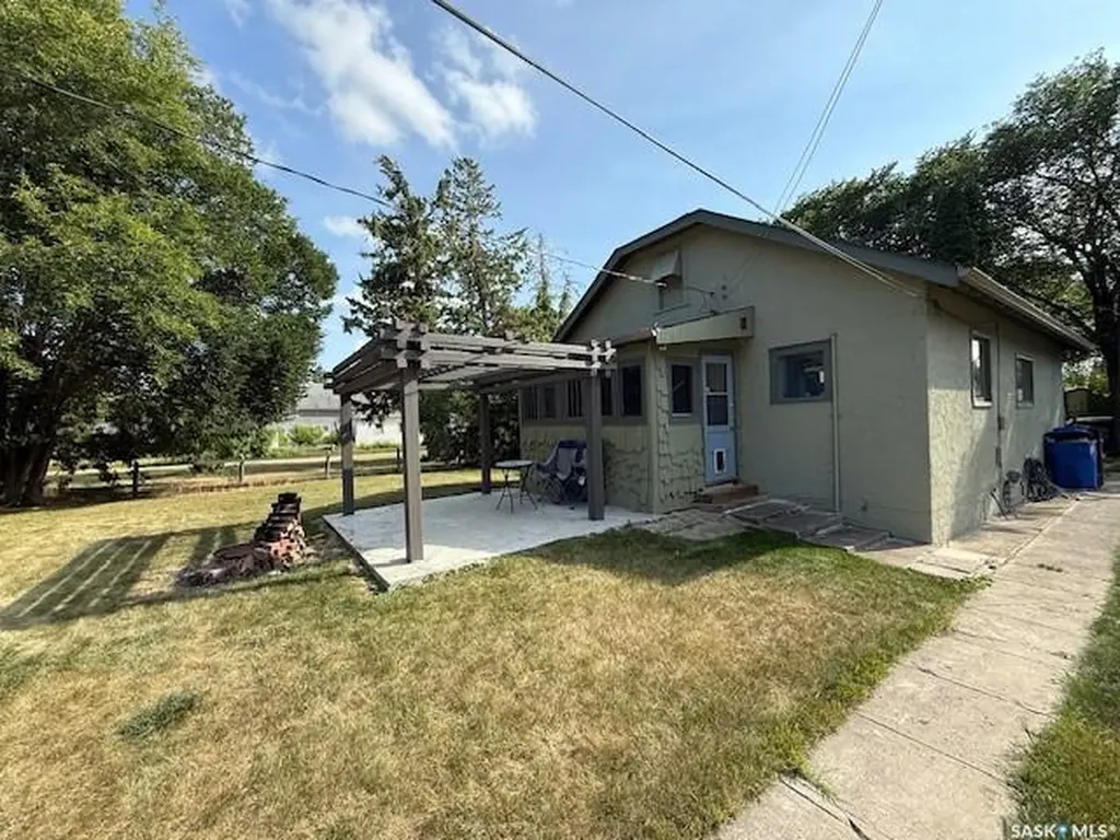 339 Third Street Kamsack SK S0A 1S0