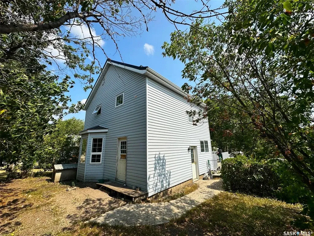 320 Prince Street Hudson Bay SK S0E 0E0