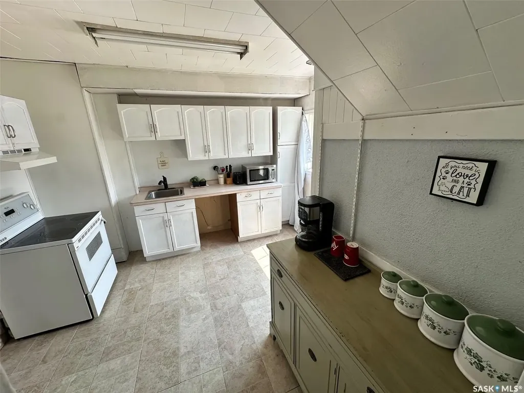 320 Prince Street Hudson Bay SK S0E 0E0