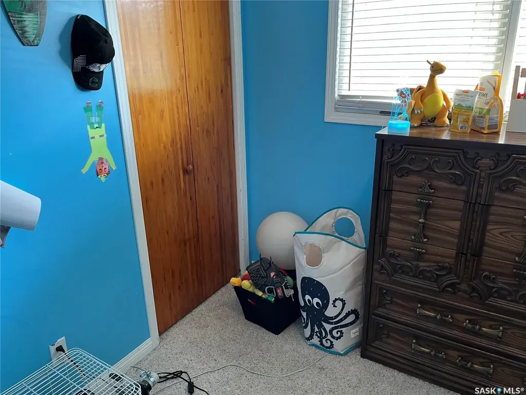 229 4th Avenue E Gravelbourg SK S0H 1X0