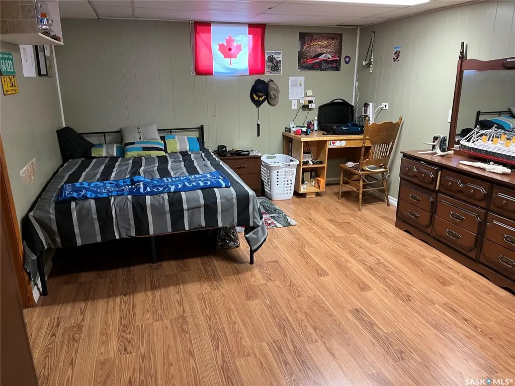 229 4th Avenue E Gravelbourg SK S0H 1X0