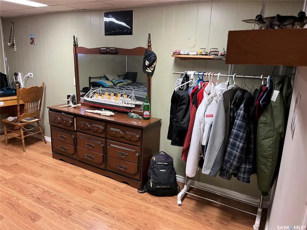 229 4th Avenue E Gravelbourg SK S0H 1X0