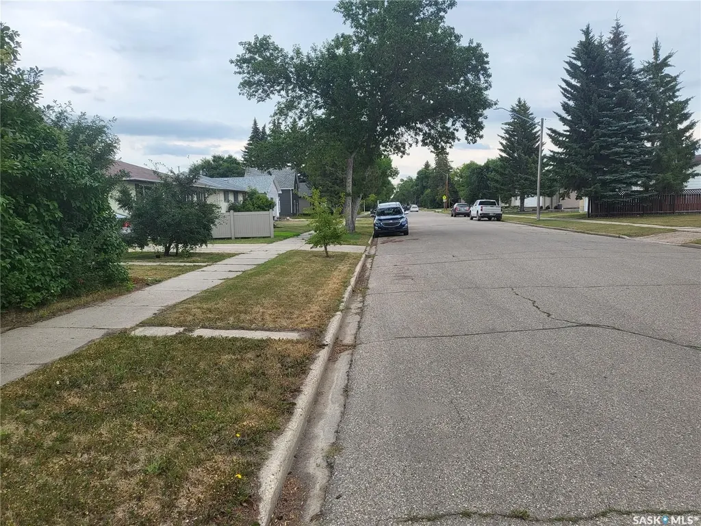 358 6th Avenue W Melville SK S0A 2P0
