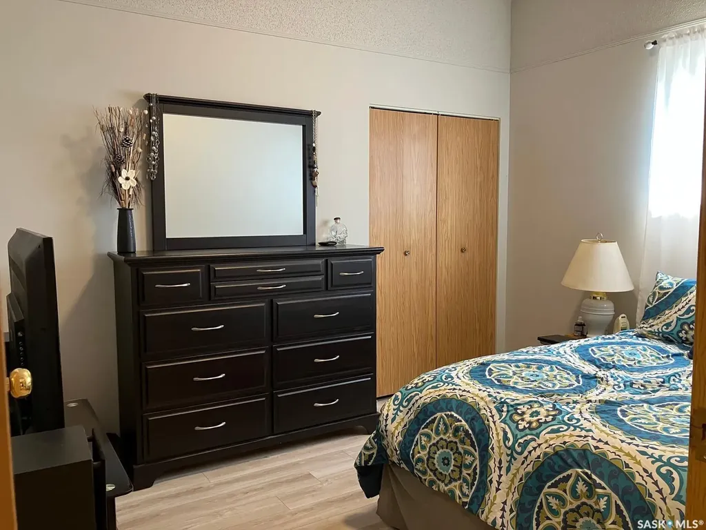 806 9th Avenue W Nipawin SK S0E 1E0