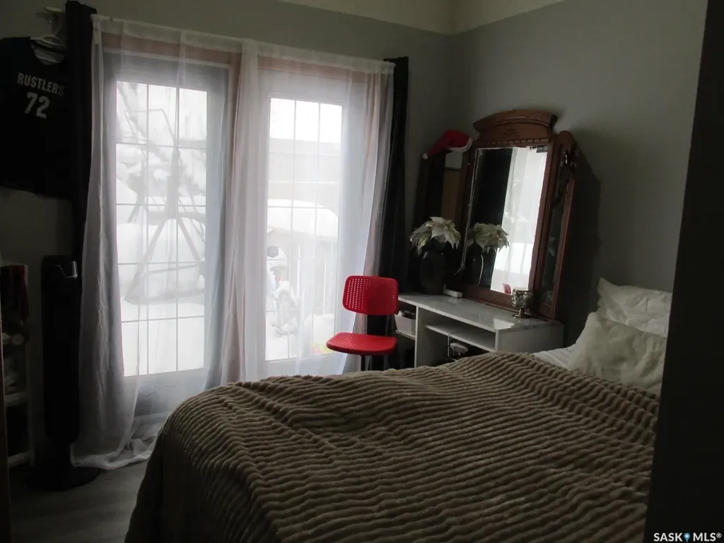 806 9th Avenue W Nipawin SK S0E 1E0