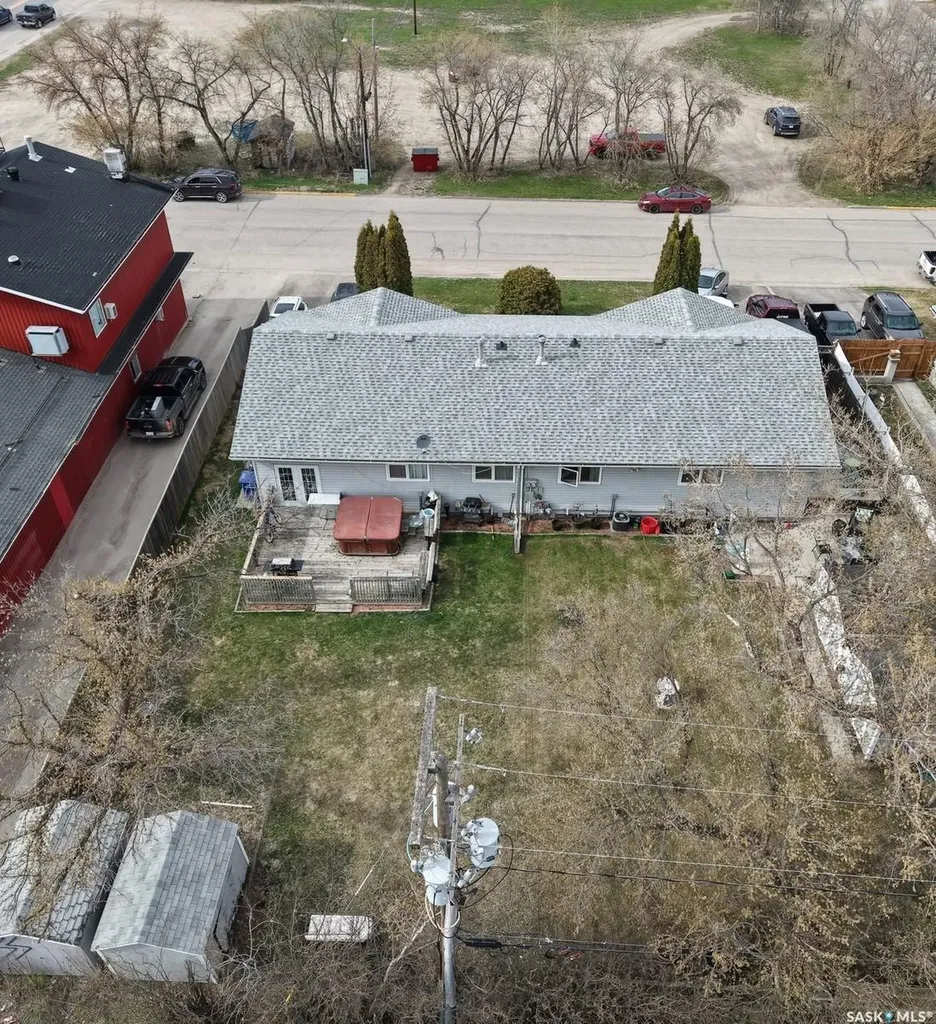 806 9th Avenue W Nipawin SK S0E 1E0