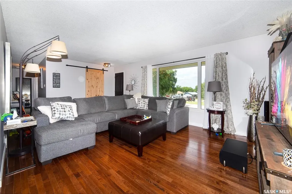 33 Birch Drive Birch Hills SK S0J 0G0