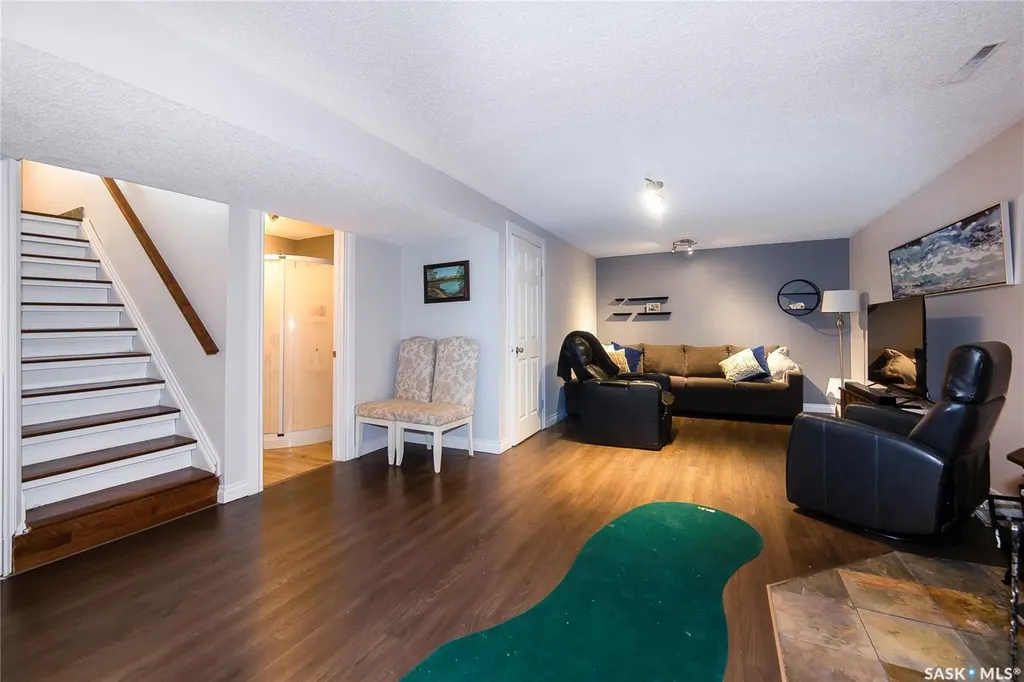 33 Birch Drive Birch Hills SK S0J 0G0