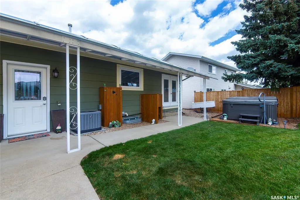 33 Birch Drive Birch Hills SK S0J 0G0