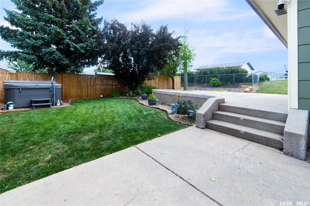 33 Birch Drive Birch Hills SK S0J 0G0