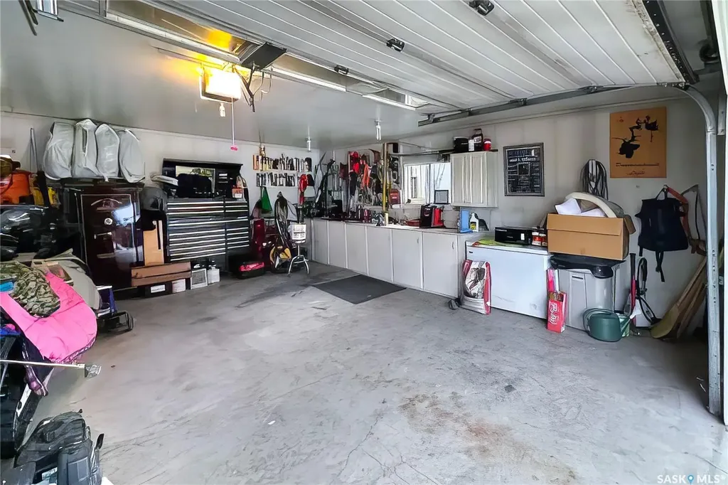 33 Birch Drive Birch Hills SK S0J 0G0