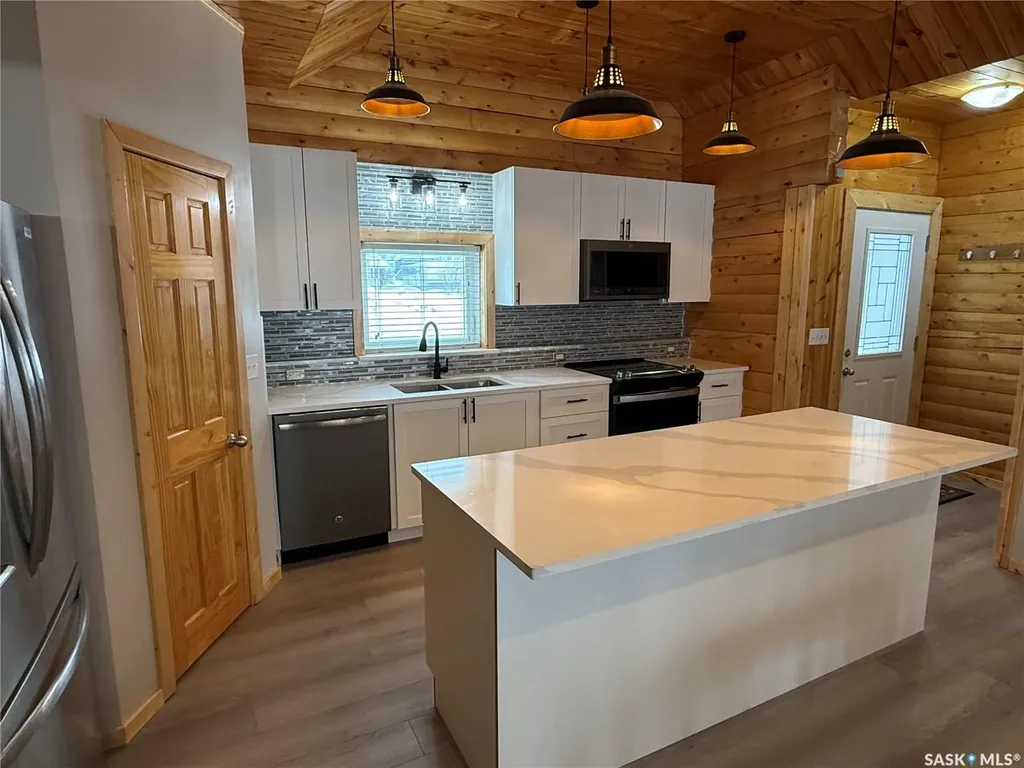 224 Pine Drive Tobin Lake SK S0E 1E0
