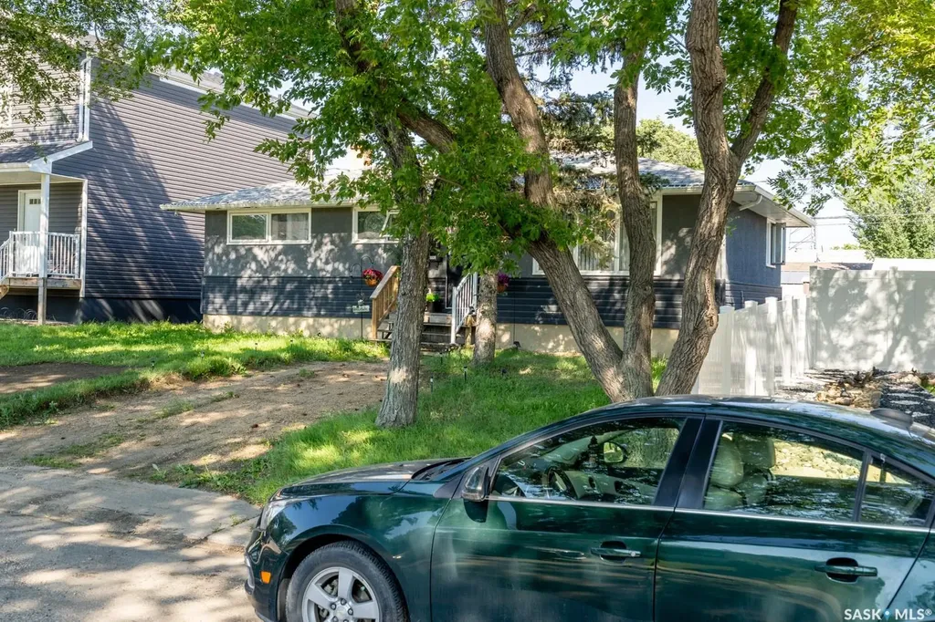 111 Montreal Street N Regina SK S4R 2S8