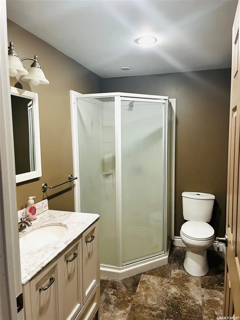 37 Broadway Street E Yorkton SK S3N 0K4