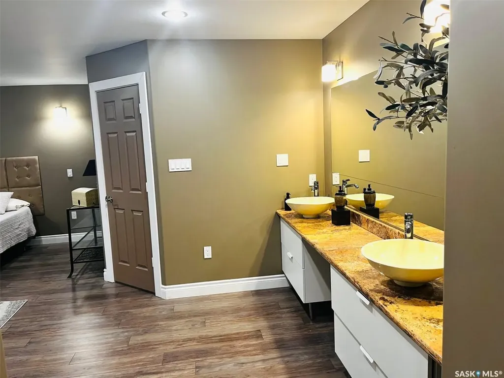 37 Broadway Street E Yorkton SK S3N 0K4