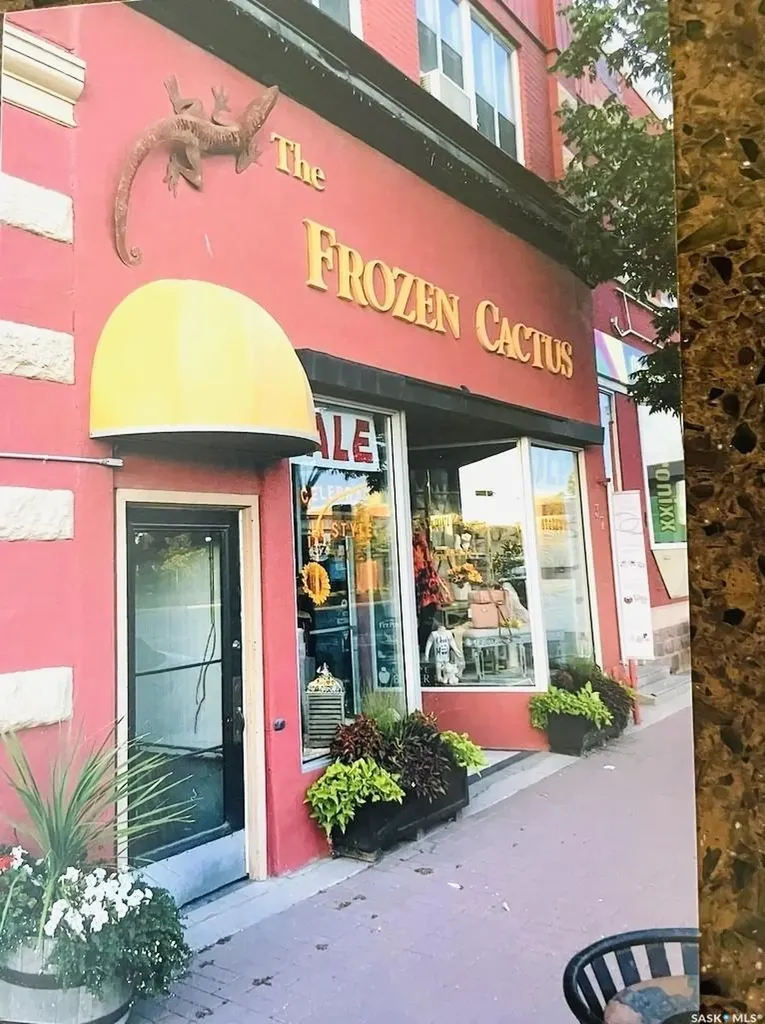 37 Broadway Street E Yorkton SK S3N 0K4