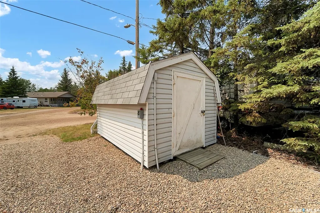 217 Beach Avenue Mervin Rm No.499 SK S0M 1J0