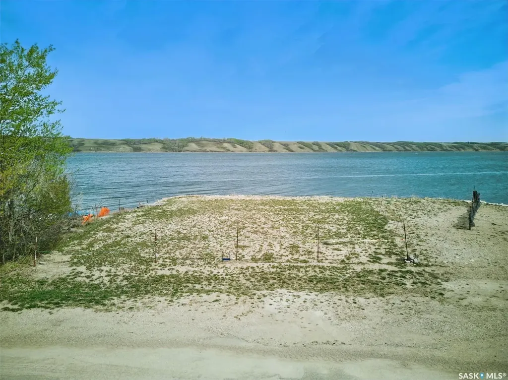 100 Maclachlan Avenue Manitou Beach SK S0K 4T1