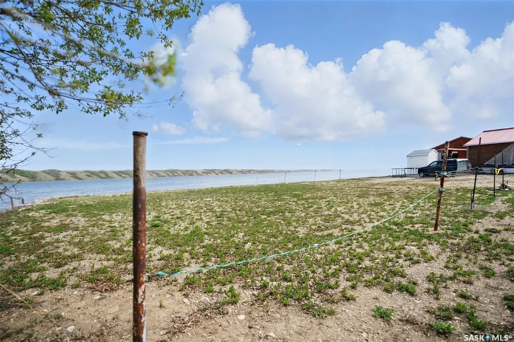 100 Maclachlan Avenue Manitou Beach SK S0K 4T1