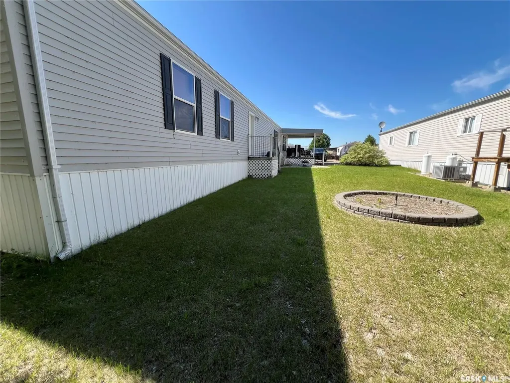 19 Meadowlark Court Diefenbaker Lake SK S0H 3P0