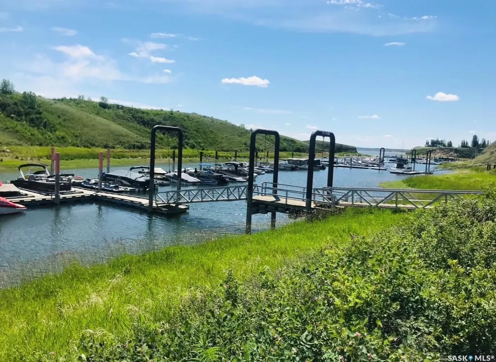 19 Meadowlark Court Diefenbaker Lake SK S0H 3P0