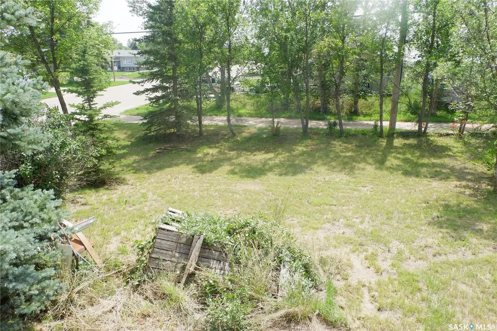 401 6th Avenue W Assiniboia SK S0H 0B0