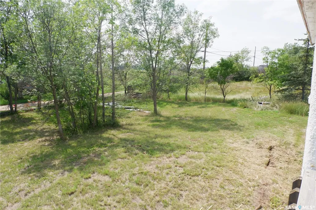 401 6th Avenue W Assiniboia SK S0H 0B0