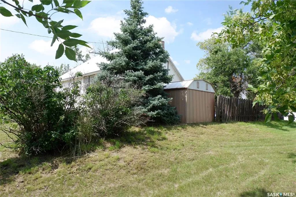 401 6th Avenue W Assiniboia SK S0H 0B0