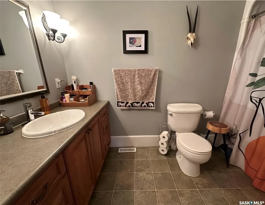 #5 Poplar Place Candle Lake SK S0J 3E0